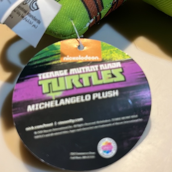 Teenage Mutant Ninja Michelangelo Plush - Picture 6 of 6